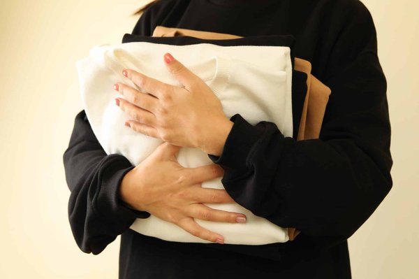 Les bonnes raisons de créer un sweat personnalisé pour entreprise