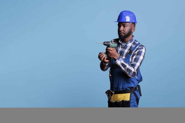 Comment rédiger un contrat de travail temporaire pour un expatrié dans le respect des législations locales?